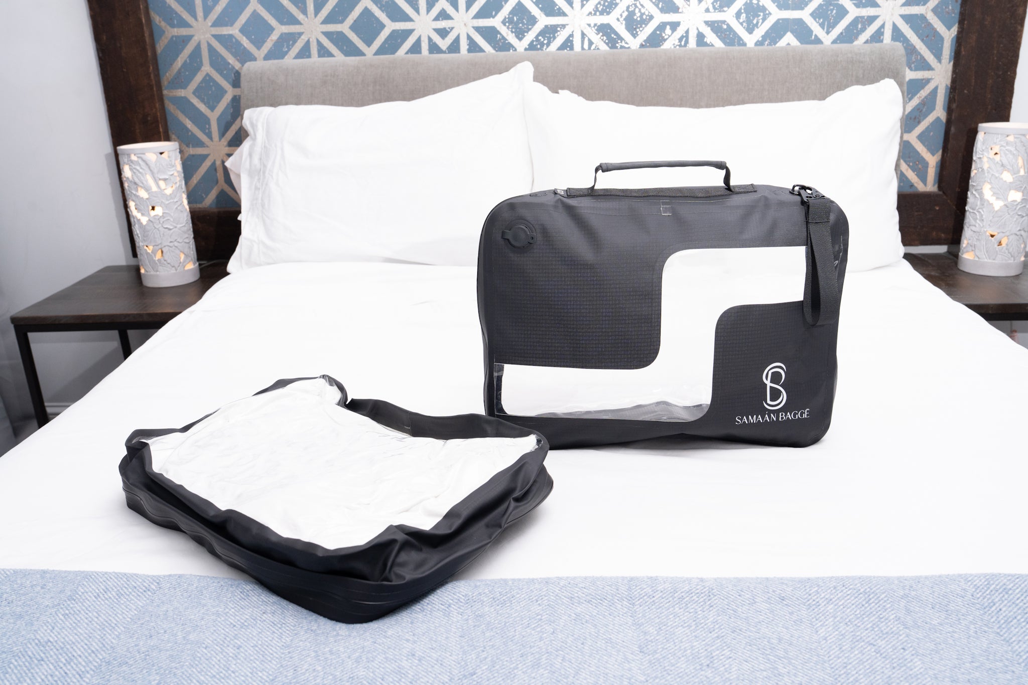 VāyuCube 2-Pack + Mini-Vacuum Bundle